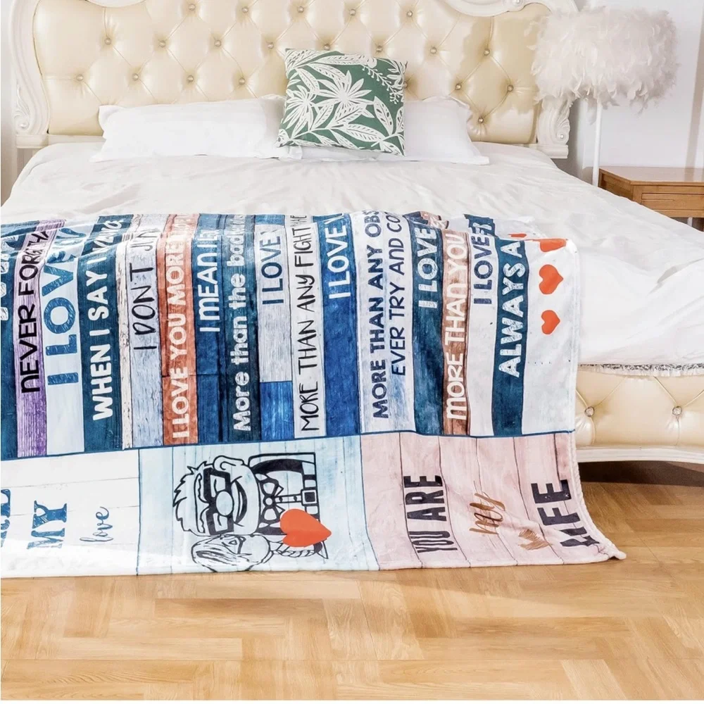 ❤️ Valentines Day Throw Blanket (50